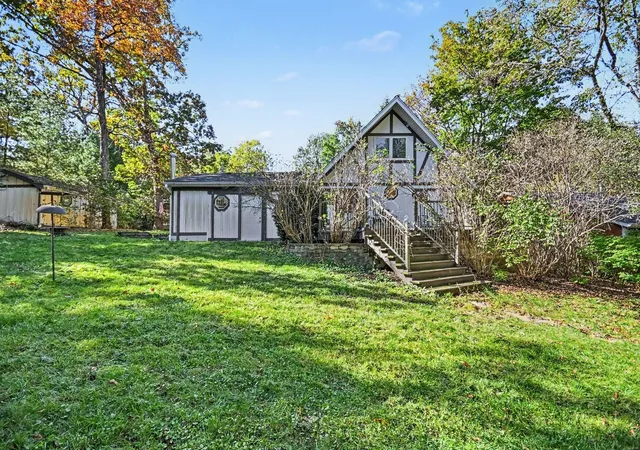 Photo 3 of Single family home for sale at 38551 N Hillandale Dr, Spring Grove, IL 60081 | MLS# 12792173 | Listing updated on 2026-10-27