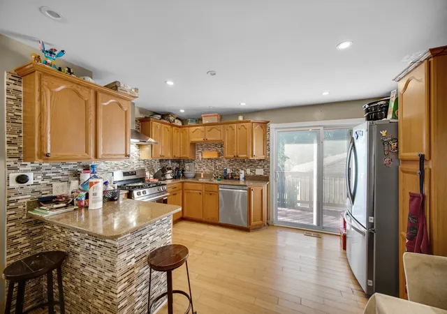 Photo 4 of Single family home for sale at 323 Karen Ave, Romeoville, IL 60446 | MLS# 12792193 | Listing updated on 2026-10-22