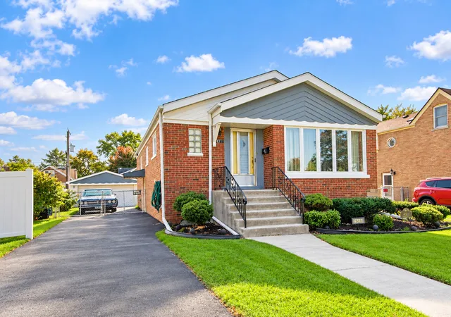 Photo 1 of Single family home for sale at 4311 W 108th Place, Oak Lawn, IL 60453 | MLS# 12792194 | Listing updated on 2026-10-28