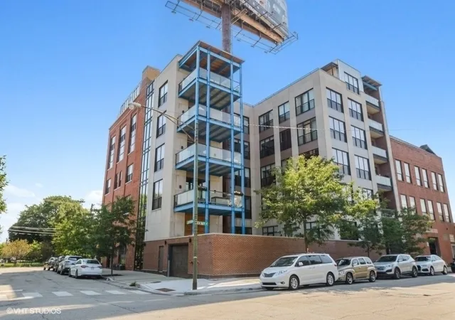Photo 1 of Condo for sale at 1600 S Jefferson St #403, Chicago, IL 60616 | MLS# 12792199 | Listing updated on 2026-10-22