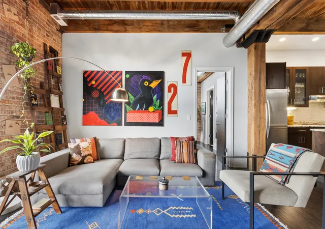 Photo 4 of Condo for sale at 1600 S Jefferson St #403, Chicago, IL 60616 | MLS# 12792199 | Listing updated on 2026-10-22