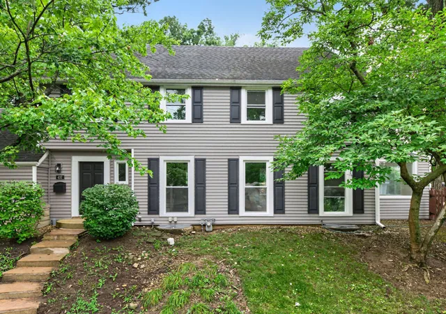 Photo 2 of Single family home for sale at 437 Highland Ave, West Chicago, IL 60185 | MLS# 12792211 | Listing updated on 2026-10-22