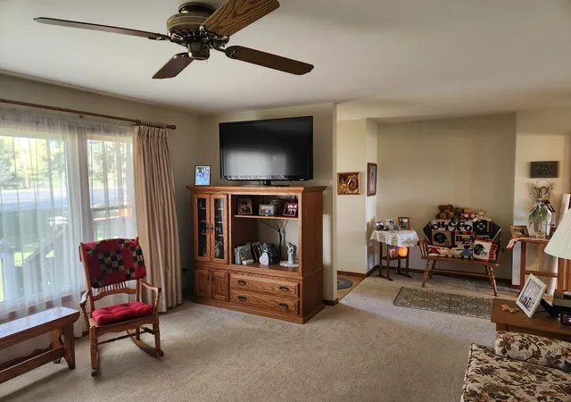 Photo 3 of Single family home for sale at 3504 Prophet Rd, Rock Falls, IL 61071 | MLS# 12792223 | Listing updated on 2026-10-29