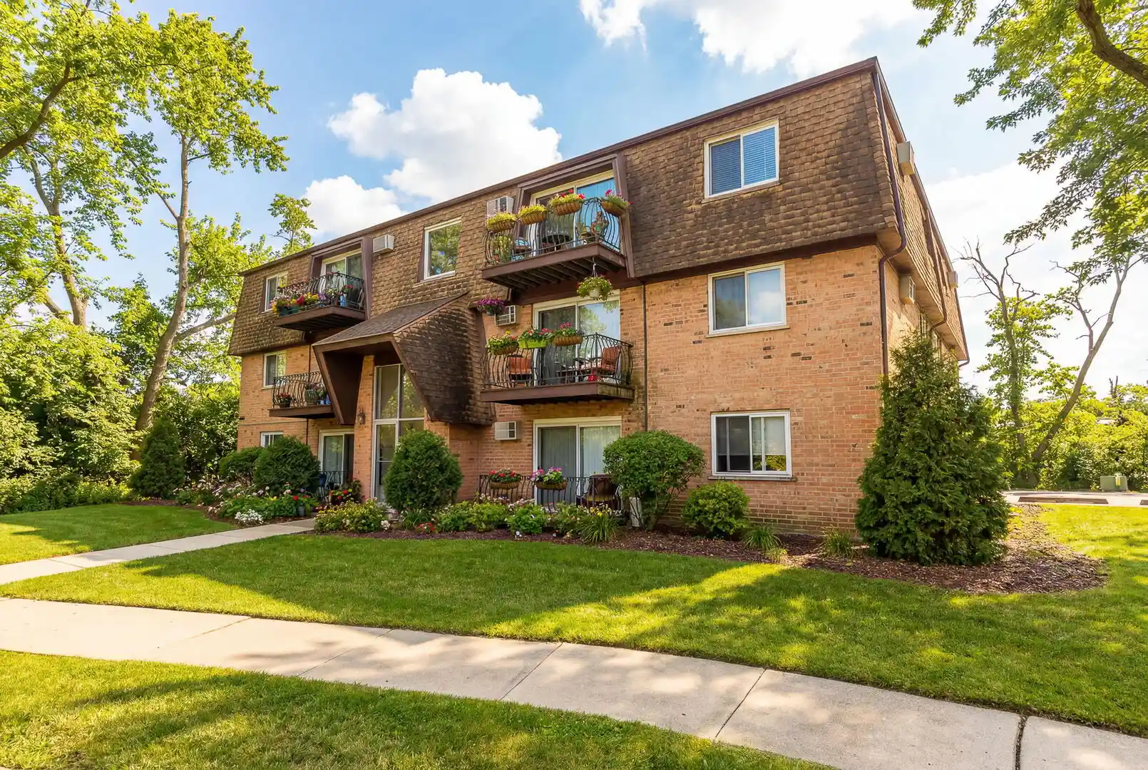 Listing Photo 23 - Condo for sale in 4809 Engle Rd located at 4809 Engle Rd, Alsip, IL 60803 - Unit #1C