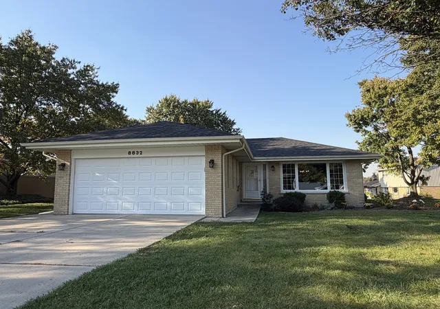 Single family home for sale at 8832 Briarwood Ln, Orland Park, IL 60462 | MLS# 12792306