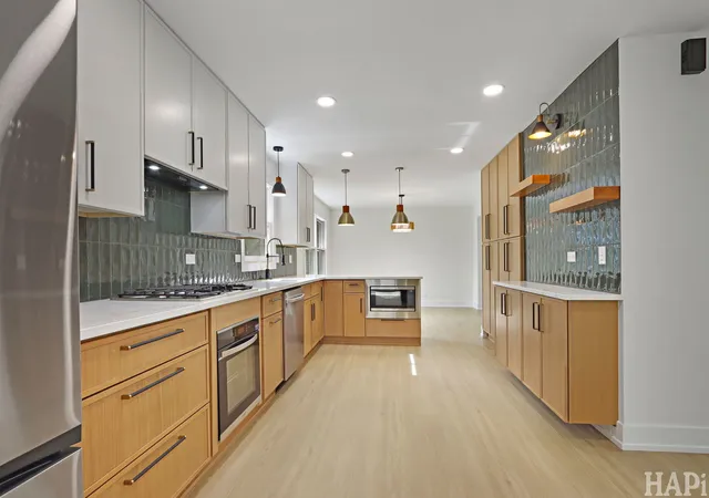 Photo 3 of Single family home for sale at 315 Alexandria Dr, Vernon Hills, IL 60061 | MLS# 12792318 | Listing updated on 2026-10-22