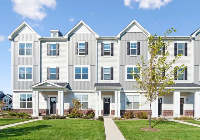 Photo 1 of Townhouse for sale at 4509 Chelsea Manor Cir, Aurora, IL 60504 | MLS# 12792327 | Listing updated on 2026-10-29