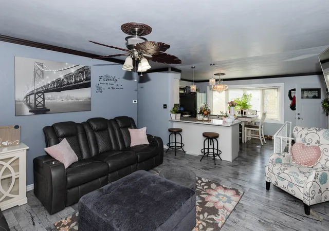 Photo 4 of Sale Pending at 4206 26th Avenue, Rock Island, IL 61201 | MLS# 12792350 | Listing updated on 2026-10-27