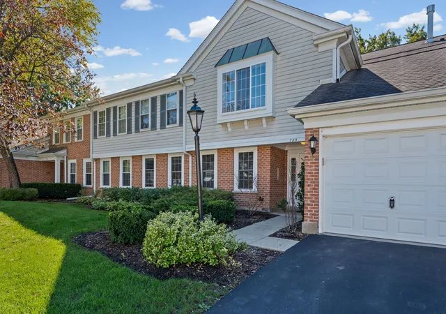 Photo 1 of Condo for sale at 785 Margate Ln #B, Prospect Heights, IL 60070 | MLS# 12792354 | Listing updated on 2026-10-22