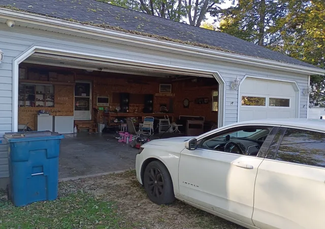 Photo 2 of Single family home for sale at 117 W Hawley St, Amboy, IL 61310 | MLS# 12792406 | Listing updated on 2026-10-29