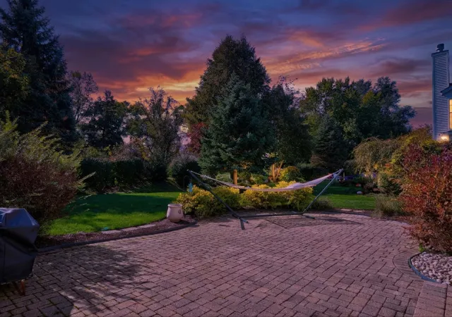 Photo 2 of Single family home for sale at 1764 Natures Way, Lindenhurst, IL 60046 | MLS# 12792414 | Listing updated on 2026-10-29