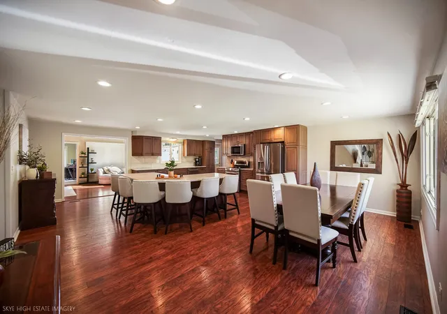 Photo 1 of Single family home for sale at 1027 Country Clb Ln, Schaumburg, IL 60193 | MLS# 12792415 | Listing updated on 2026-10-23