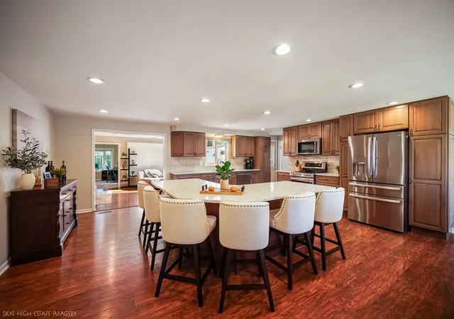 Photo 2 of Single family home for sale at 1027 Country Clb Ln, Schaumburg, IL 60193 | MLS# 12792415 | Listing updated on 2026-10-23