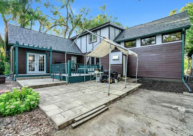 Photo 3 of Single family home for sale at 7555 W 105th Street, Palos Hills, IL 60465 | MLS# 12792444 | Listing updated on 2026-10-28