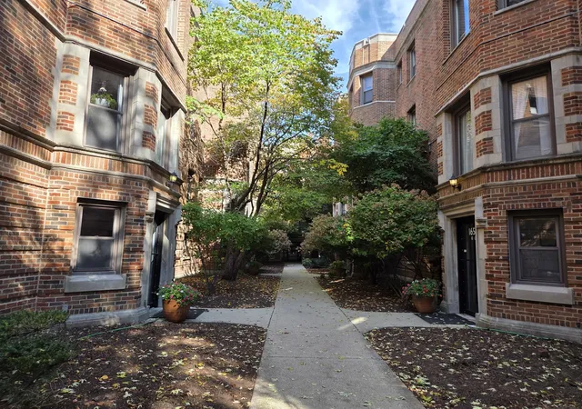 Condo for sale at 1654 W Farwell Ave #2I, Chicago, IL 60626 | MLS# 12792451