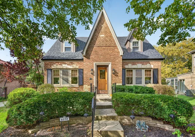 Photo 1 of Single family home for sale at 8950 S Oakley Ave, Chicago, IL 60643 | MLS# 12792463 | Listing updated on 2026-10-28