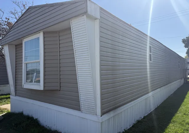 Photo 3 of Manufactured home for sale at 1712 S Dixie Hwy #47, Crete, IL 60417 | MLS# 12792469 | Listing updated on 2026-10-23