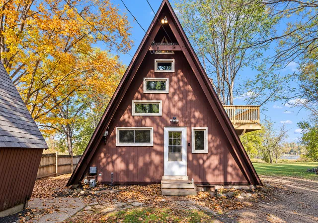 Single family home for sale at 13024 Ventura Blvd, Machesney Park, IL 61115 | MLS# 12792473