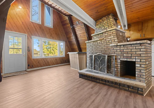 Photo 3 of Single family home for sale at 13024 Ventura Blvd, Machesney Park, IL 61115 | MLS# 12792473 | Listing updated on 2026-10-28