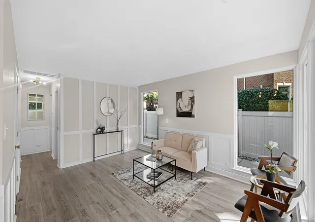 Photo 3 of Sale Pending at 5237 S Natoma Ave, Chicago, IL 60638 | MLS# 12792477 | Listing updated on 2026-10-23