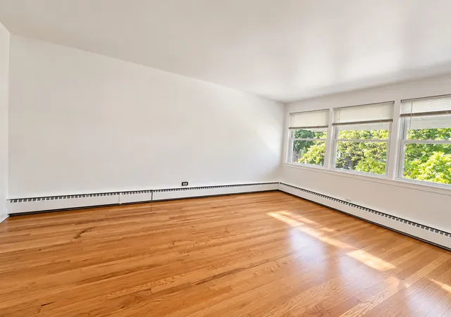 Photo 1 of Condo for sale at 2823 W Balmoral St #2W, Chicago, IL 60625 | MLS# 12792491 | Listing updated on 2026-10-29