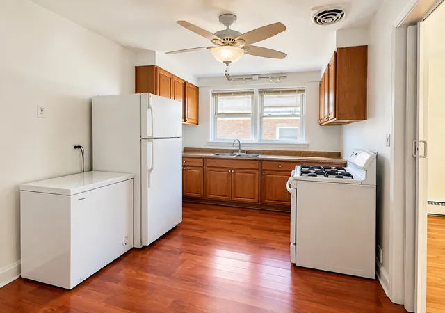 Photo 3 of Condo for sale at 2823 W Balmoral St #2W, Chicago, IL 60625 | MLS# 12792491 | Listing updated on 2026-10-29