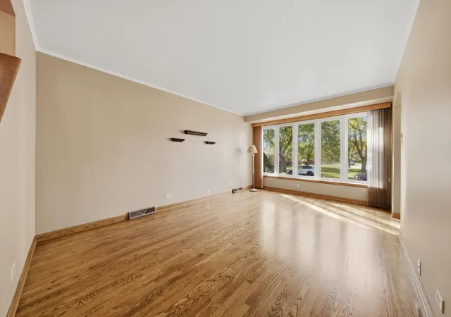 Photo 3 of Single family home for sale at 10937 S Tripp Ave, Oak Lawn, IL 60453 | MLS# 12792494 | Listing updated on 2026-10-23