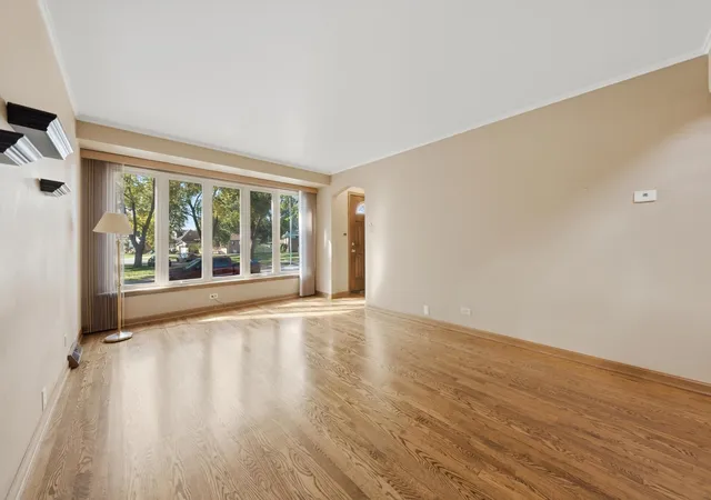 Photo 4 of Single family home for sale at 10937 S Tripp Ave, Oak Lawn, IL 60453 | MLS# 12792494 | Listing updated on 2026-10-23