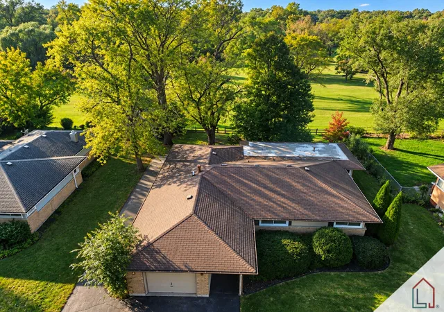 Photo 2 of Single family home for sale at 128 Willow St, Park Forest, IL 60466 | MLS# 12792520 | Listing updated on 2026-10-29