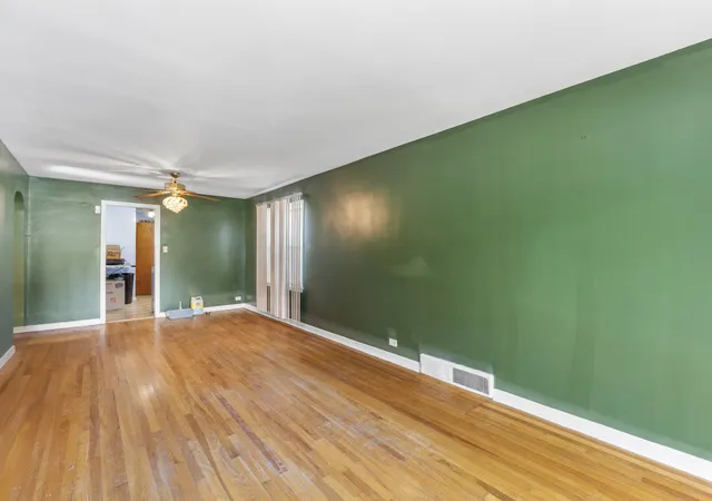 Photo 4 of Single family home for sale at 14500 S State St, Riverdale, IL 60827 | MLS# 12792535 | Listing updated on 2026-10-28