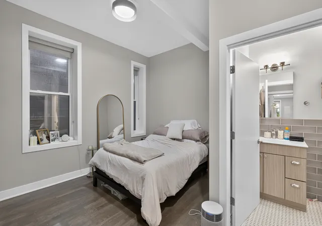 Photo 4 of Condo for sale at 1053 N Winchester Ave, Chicago, IL 60622 | MLS# 12792551 | Listing updated on 2026-10-23