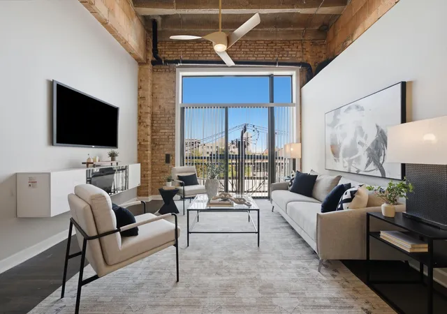 Photo 3 of Condo for sale at 2545 S Dearborn St #405, Chicago, IL 60616 | MLS# 12792556 | Listing updated on 2026-10-29