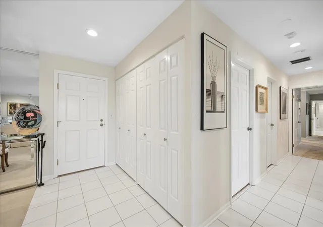 Photo 1 of Condo for sale at 1250 Rudolph Rd #5G, Northbrook, IL 60062 | MLS# 12792560 | Listing updated on 2026-10-29