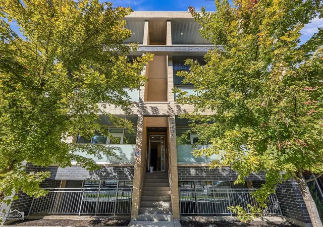 Townhouse for sale at 1716 N California Ave #2N, Chicago, IL 60647 | MLS# 12792671