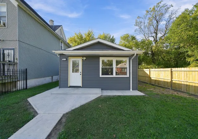 Photo 1 of Single family home for sale at 7512 S Parnell Ave, Chicago, IL 60620 | MLS# 12792674 | Listing updated on 2026-10-30
