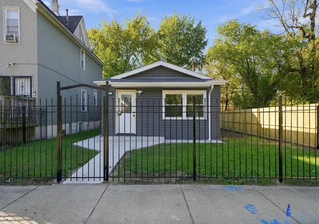 Photo 2 of Single family home for sale at 7512 S Parnell Ave, Chicago, IL 60620 | MLS# 12792674 | Listing updated on 2026-10-30
