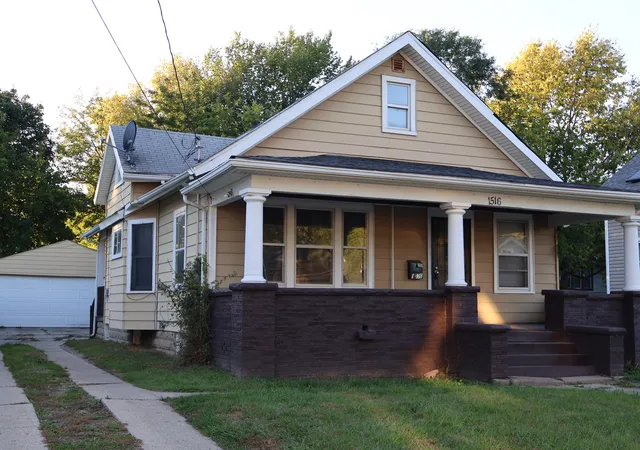 Photo 2 of Single family home for sale at 1516 Price St, Rockford, IL 61103 | MLS# 12792756 | Listing updated on 2026-10-23