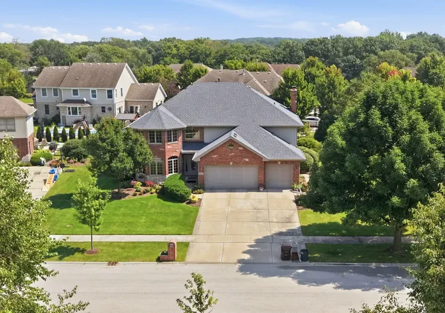 Photo 1 of Single family home for sale at 20015 Red Oak Dr, Mokena, IL 60448 | MLS# 12792763 | Listing updated on 2026-10-29