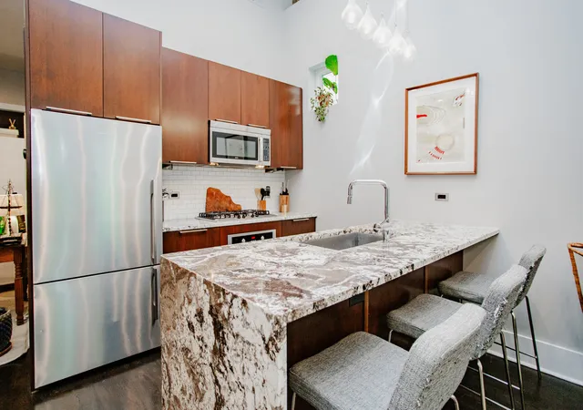 Photo 4 of Condo for sale at 1735 W Erie St #3N, Chicago, IL 60622 | MLS# 12792771 | Listing updated on 2026-10-23