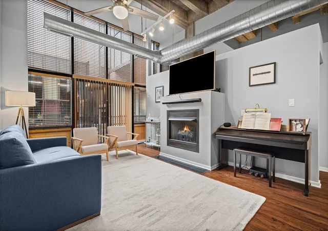 Photo 1 of Condo for sale at 1645 W Ogden Ave #639, Chicago, IL 60612 | MLS# 12792804 | Listing updated on 2026-10-29
