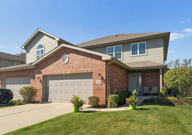 Photo 1 of Townhouse for sale at 19764 Mulroy Cir, Tinley Park, IL 60487 | MLS# 12792805 | Listing updated on 2026-10-29
