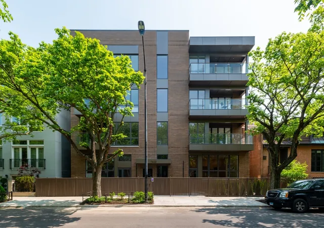 Condo for sale at 1823 N Sedgwick St #2S, Chicago, IL 60614 | MLS# 12792817