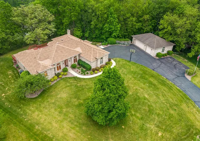 Photo 3 of Single family home for sale at 8811 Ryan Ct, Kingston, IL 60145 | MLS# 12792818 | Listing updated on 2026-10-30