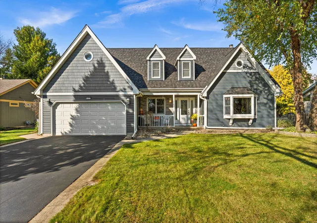 Single family home for sale at 431 Ozier Dr, Batavia, IL 60510 | MLS# 12792825