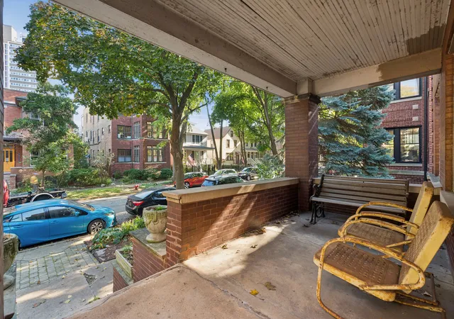 Photo 1 of House for sale at 5818 N Magnolia Ave, Chicago, IL 60660 | MLS# 12792832 | Listing updated on 2026-10-29