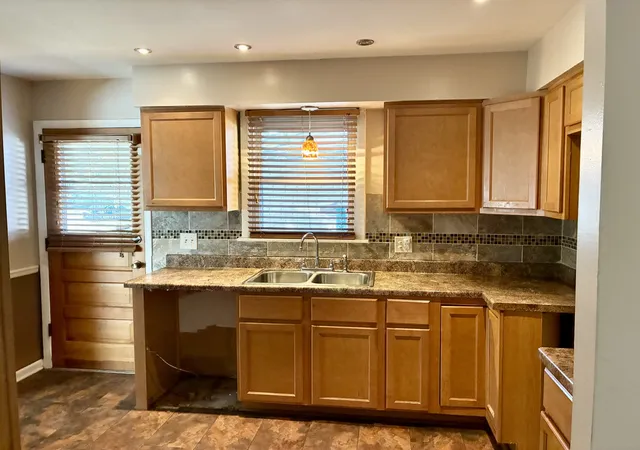 Photo 3 of Single family home for sale at 738 E 158th Street, South Holland, IL 60473 | MLS# 12792836 | Listing updated on 2026-10-24