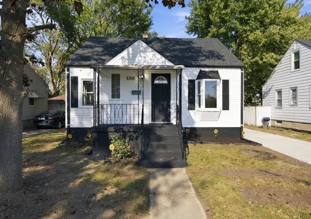 Photo 1 of Single family home for sale at 3310 186th Street, Lansing, IL 60438 | MLS# 12792875 | Listing updated on 2026-10-24