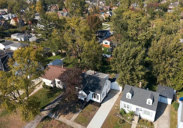 Photo 2 of Single family home for sale at 3310 186th Street, Lansing, IL 60438 | MLS# 12792875 | Listing updated on 2026-10-24