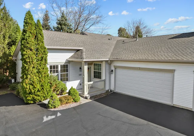 Photo 1 of Townhouse for sale at 13054 Pennsylvania Ave, Huntley, IL 60142 | MLS# 12792910 | Listing updated on 2026-10-25