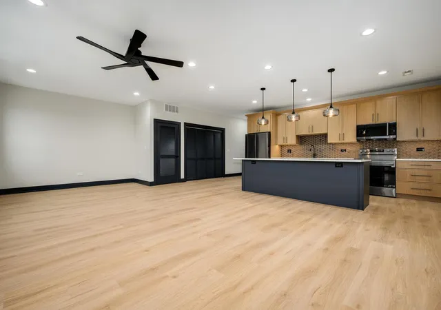 Photo 3 of Multi family home for sale at 2661 W Monroe St, Chicago, IL 60612 | MLS# 12792923 | Listing updated on 2026-10-29